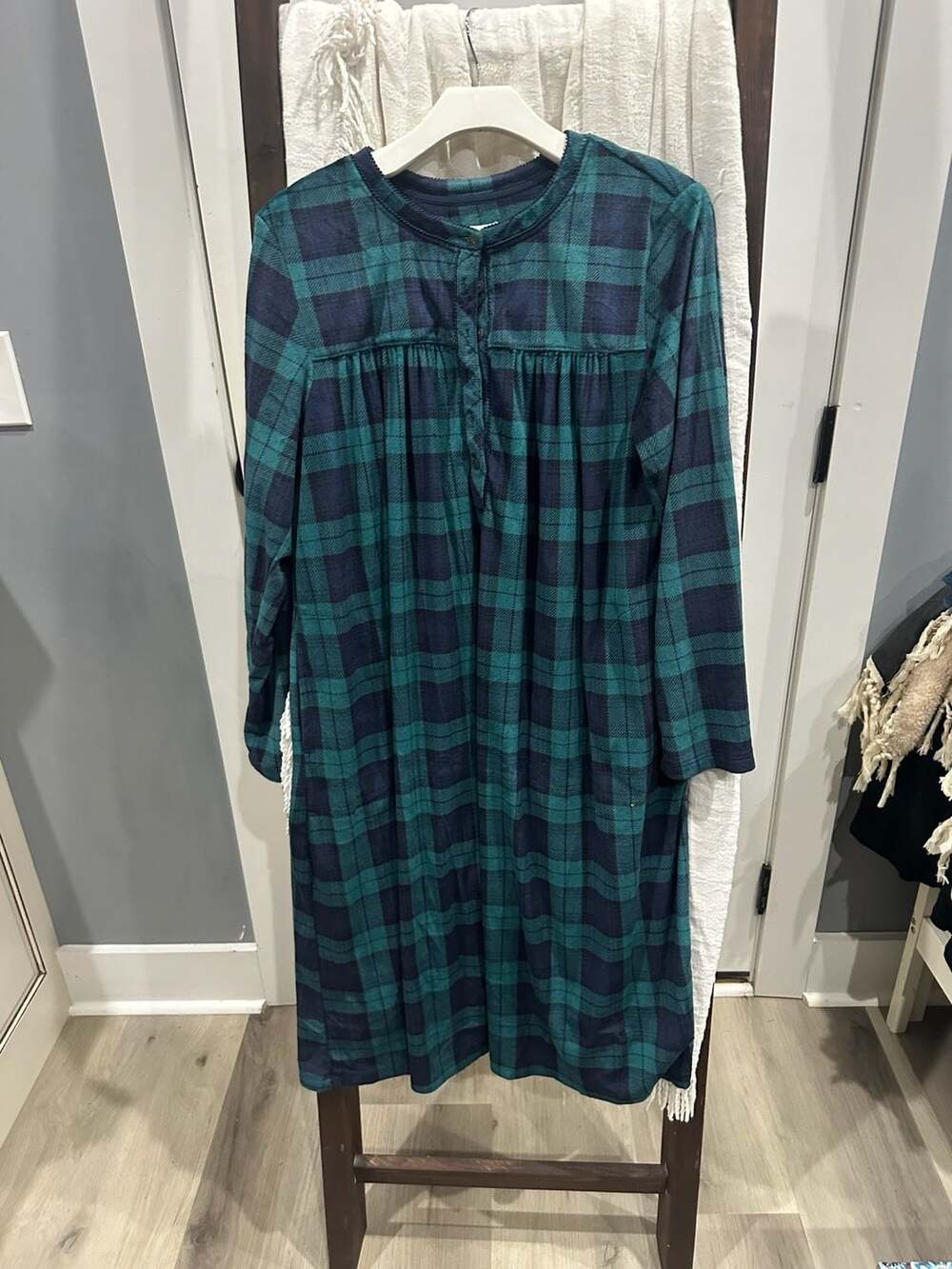 Aria Collection Nightgown Size L Green Plaid Fleece Sleepwear